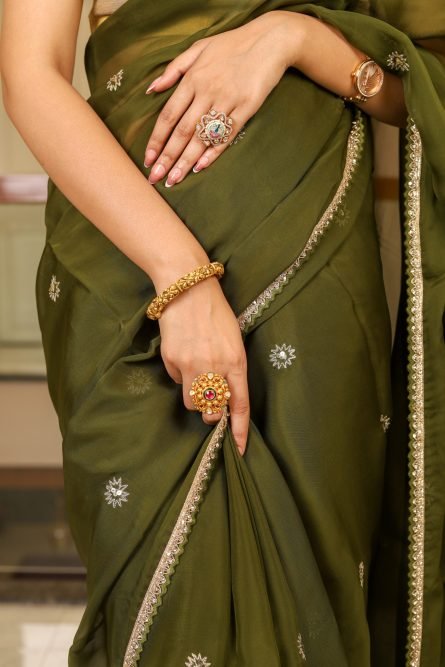 Olive Elegance – Organza Saree with Buti & Lace - Image 4